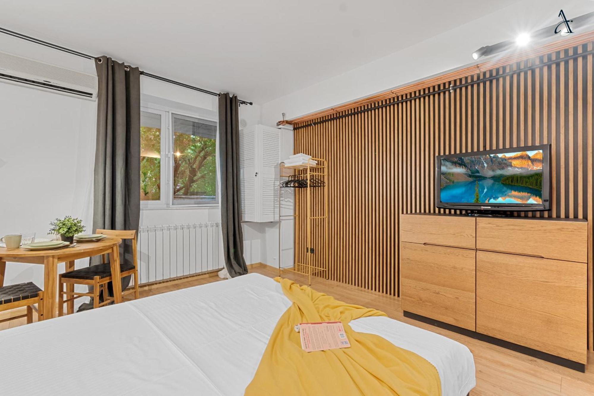 Charming Studio Unirii Букурещ Екстериор снимка